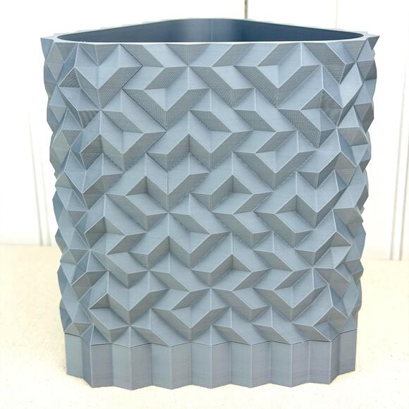 Cobble Planter 02, Indoor Flower Pot, Tabletop Planter, Triangular Design - Picture 5 of 11